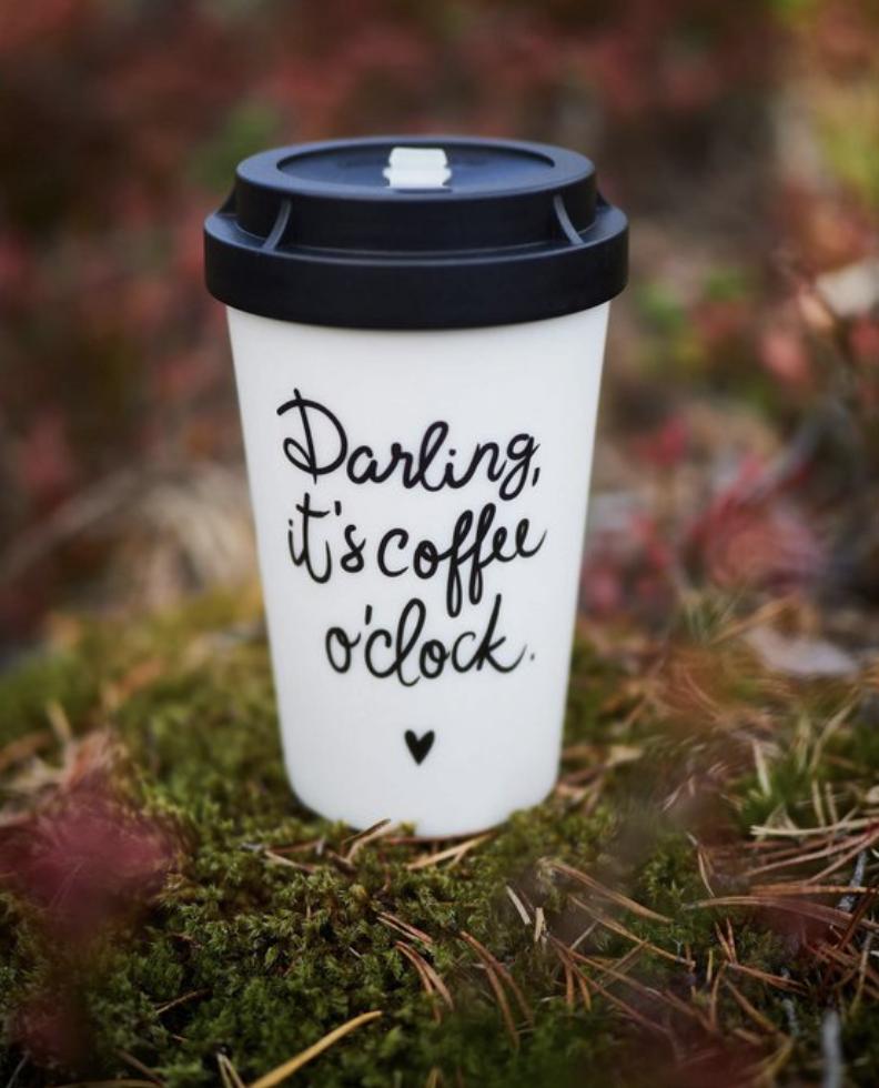 DARLING, IT'S COOFEE O'CLOCK - COFFEE TO GO BECHER (hergestellt im Schwarzwald) - Oh Happy Life